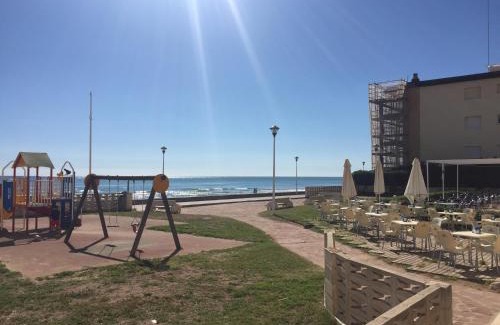 Mareny Blau Apartment | High-Floor Bright Apartment with Sea Views