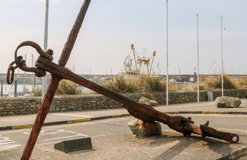 Kilmore Cottage | HIGH MEADOW HOUSE, pet friendly in Kilmore Quay, County Wexford