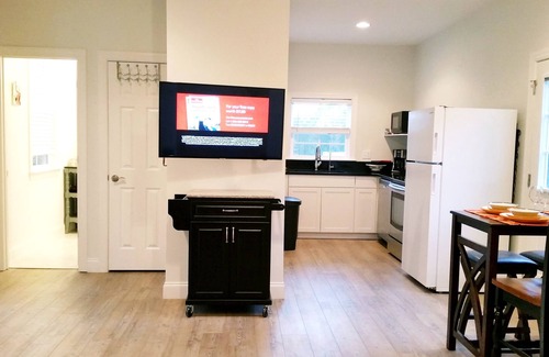Grovetown Apartment | High Meadows Cottage on 16 Acres property, No Pet Fee