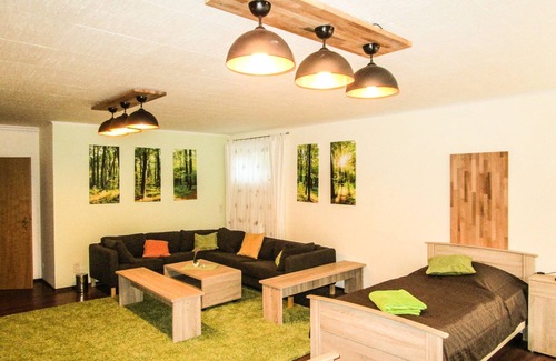 Mecklenburger Seenplatte Apartment | High quality basement apartment in Ihlenfeld, modern and quiet