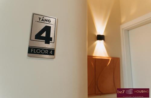Gia Lam Apartment | High Ser-Apt -Warmly & Spacious- Peaceful- Bathtub- Greenview- Nearly bus stop- 30mins by car to HanoiOldQuater - Vinhomes OceanPark