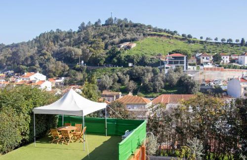 Arruda dos Pisoes House | High Villa