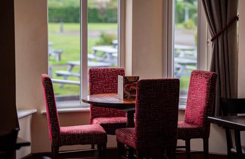 Middlesbrough Hotel | Highfield Hotel By Greene King Inn