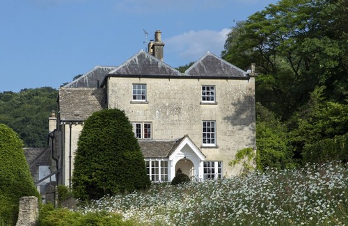 Stroud Cottage | Highgate House - swimming pool and tennis court, near Painswick