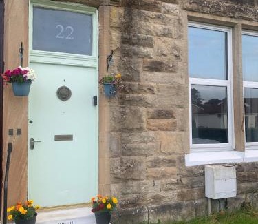 Helensburgh Apartment | Highland Hideaway Helensburgh