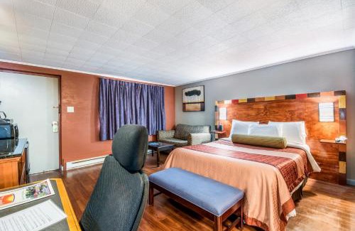 New Cumberland Hotel | Highland Inn New Cumberland