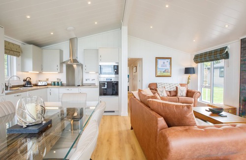 St. Andrews Apartment | Highland Lodge - Drumcarrow Luxury Lodges