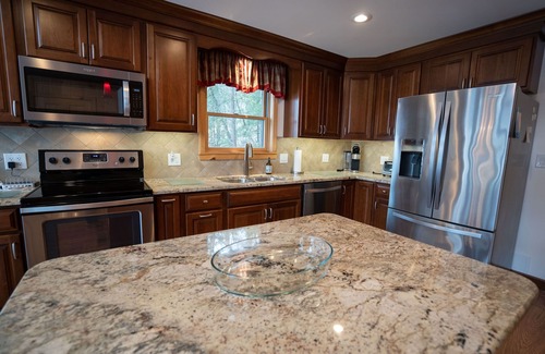 Schroon Lake Cabin | Highly recommended lake side cabin