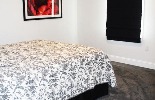 Manchester Center Apartment | Highridge Suite