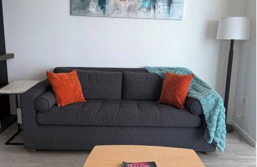 Downtown Miami Condo | Highrise condo in fantastic Miami with breath taking views min to cruises