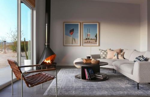 Joshua Tree House | Hightail House- Heated Pool & Spa Joshua Tree