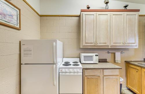 Lake Whitney Apartment | Hike, Fish and More Quaint Lake Whitney Retreat