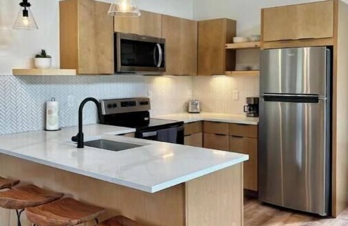 Stanton Cabin | Hiker's Haven at Three Suns Cabins