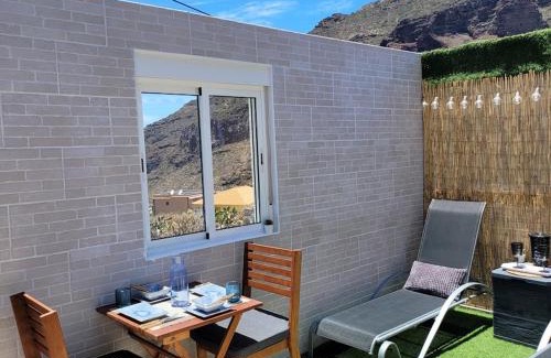 Tamaimo Apartment | Hikers Haven Courtyard Apartment Tamaimo Tenerife