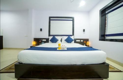 Begumpet Bed & Breakfast | HILL VIEW (VOILA TRANQUIL'N) BEGUMPET