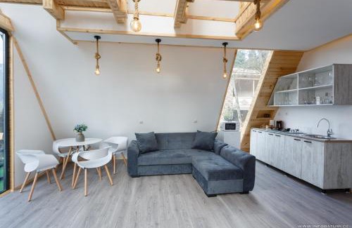 Khulo House | Hill Wonder