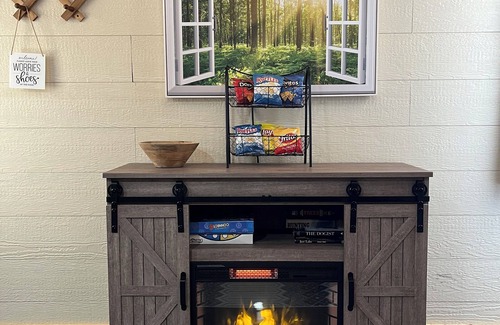 Jasonville Cabin | Hillenbrand Hideaway - Perfectly Located