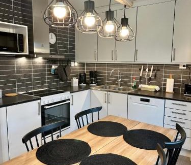 Ivalo House | Hillhouse A & B
