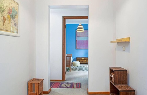 Aldgate House | Hills Serenity w Private Creek