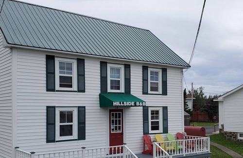 Twillingate Bed & Breakfast | Hillside B&B