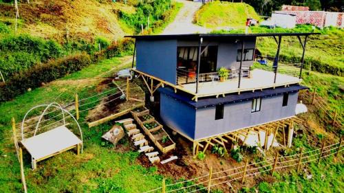 El Penol House | Hillside Cabins - Guatapé