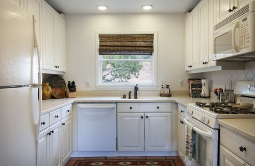 North Hills House | Hillside Hacienda - Relax in the Sangre de Christo Foothills -