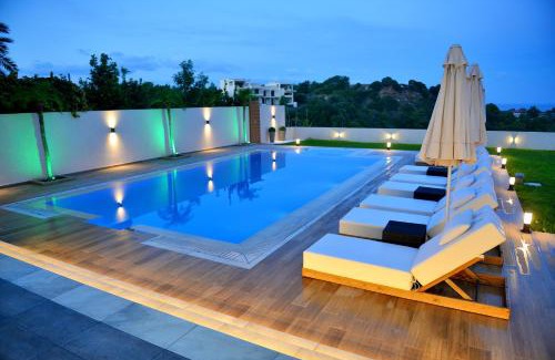 Asgourou Villa | Hillside Horizon Villa