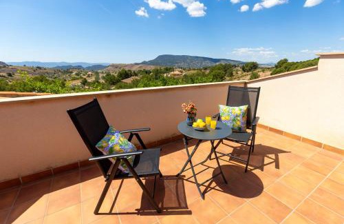 Aledo Villa | Hilltop Haven by Fidalsa