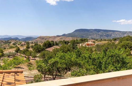 Aledo Villa | Hilltop Haven by Fidalsa