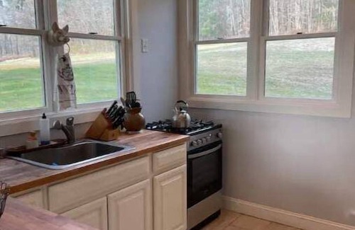 Canaan House | Hilltop House