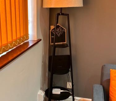 Kirk Sandall Apartment | HILLTOP PLACE Suites Near Doncaster RaceCourse
