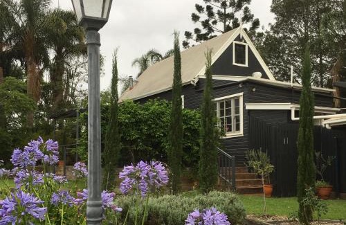 Corndale House | Hillview Cottages