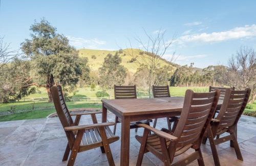 Strath Creek House | Hillview, Halls on Falls Homestead