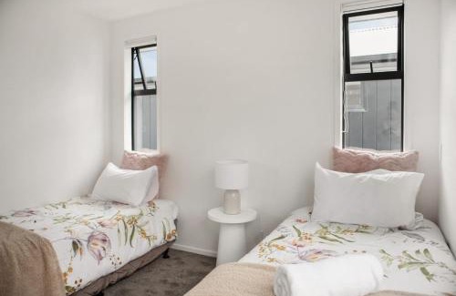 Trentham House | Hillview Hideaway 2-BR Serenity