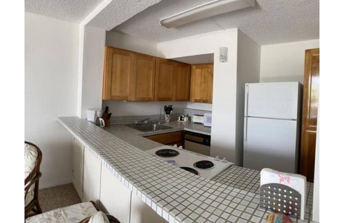 Hilo Condo | Hilo Downtown Condo Walk to Beaches