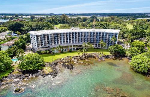 Hilo Hotel | Hilo Hawaiian Hotel, Trademark Collection by Wyndham