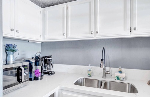 Hilo Condo | Hilo Lagoon Center