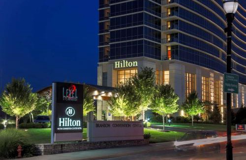 Downtown Branson Resort | Hilton Branson Convention Center