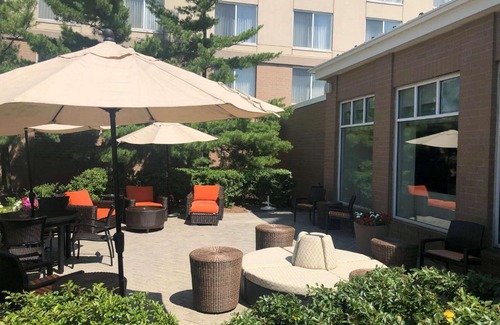 Addison Hotel | Hilton Garden Inn Addison
