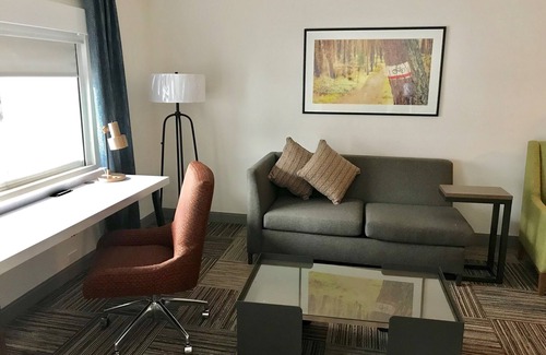 Downtown Hotel | Hilton Garden Inn Davis Downtown