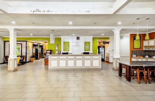 Parkrose Hotel | Hilton Garden Inn Portland Airport
