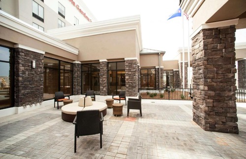 Live Oak Hotel | Hilton Garden Inn San Antonio-Live Oak Conference Center
