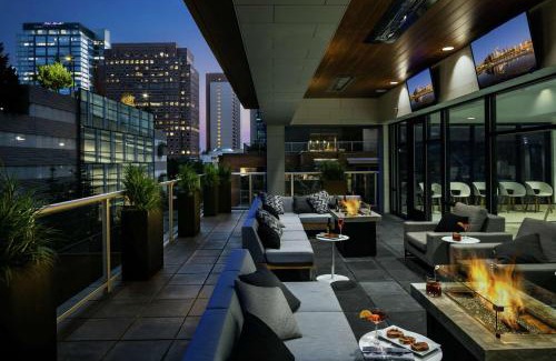 Northwest Bellevue Hotel | Hilton Garden Inn Seattle Bellevue Downtown, WA