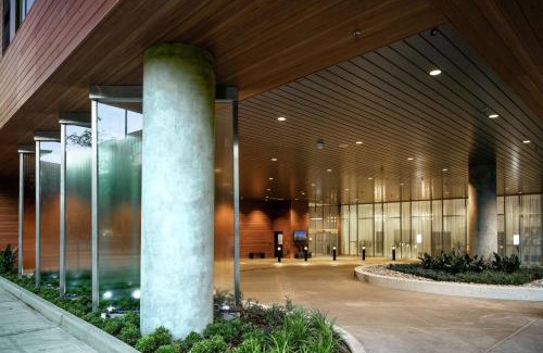 Northwest Bellevue Hotel | Hilton Garden Inn Seattle Bellevue Downtown, WA