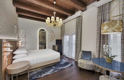 Molina Hotel | Hilton Molino Stucky Venice