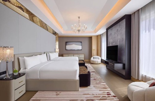 Changning Hotel | Hilton Shanghai City Center