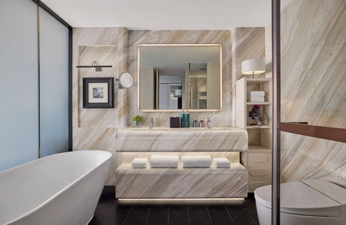 Changning Hotel | Hilton Shanghai City Center