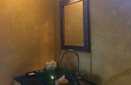 Mae Hi Hotel | Him Naam Pai Resort