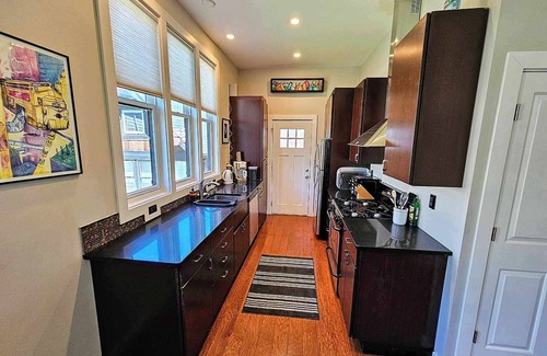 Overlook House | Hip and cozy dog-friendly Mississippi Victorian