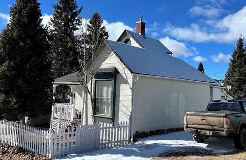 Cripple Creek House | Historic 1895 2-bedroom house walking distance to everything in Cripple Creek
